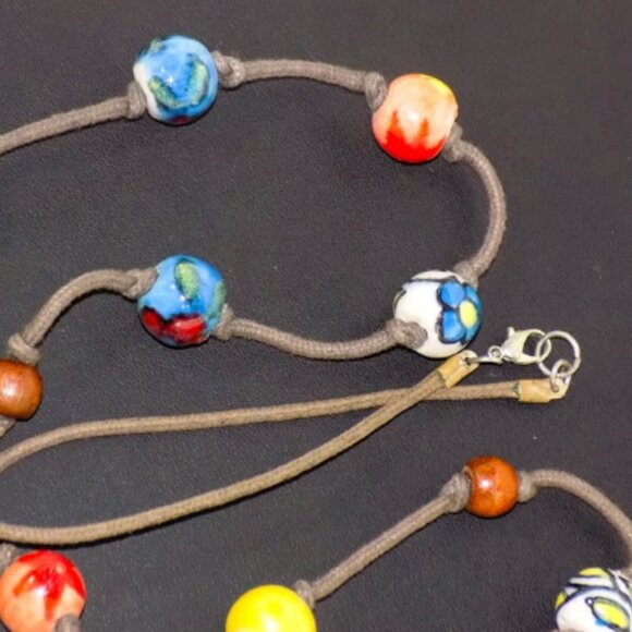 Vintage Boho Hand-Painted Ceramic & Wood Bead Leather Necklace & Earrings Set - Picture 7 of 9
